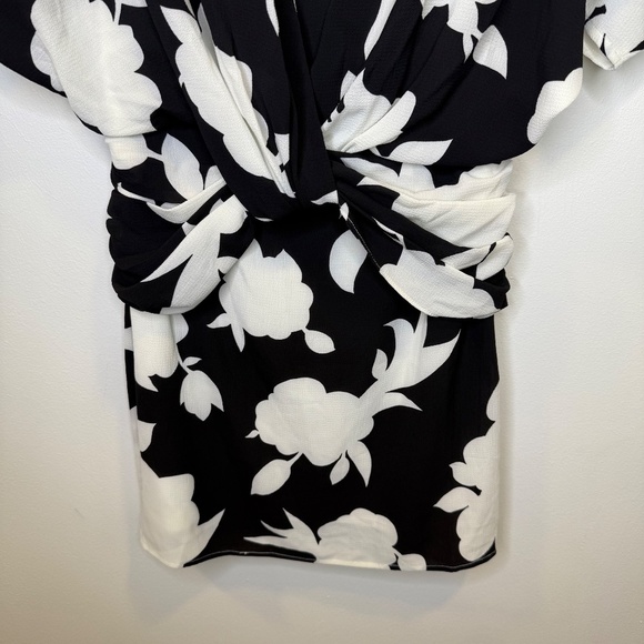 AKIRA ARK+CO Floral Black & White Kimono Sleeve Dress Size Small - Picture 6 of 17